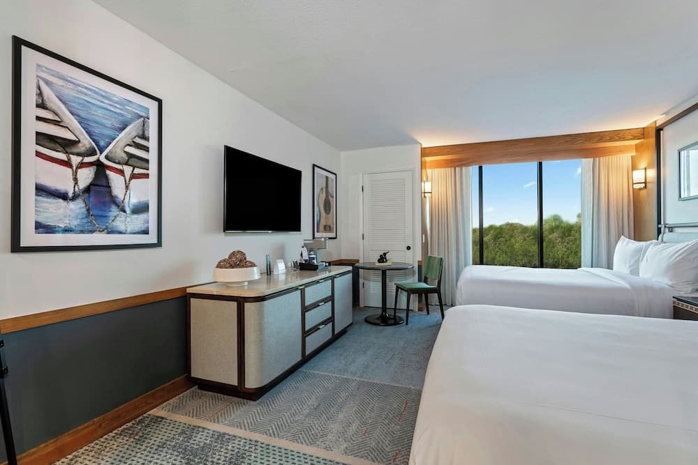 Merriweather Lakehouse, Autograph Collection