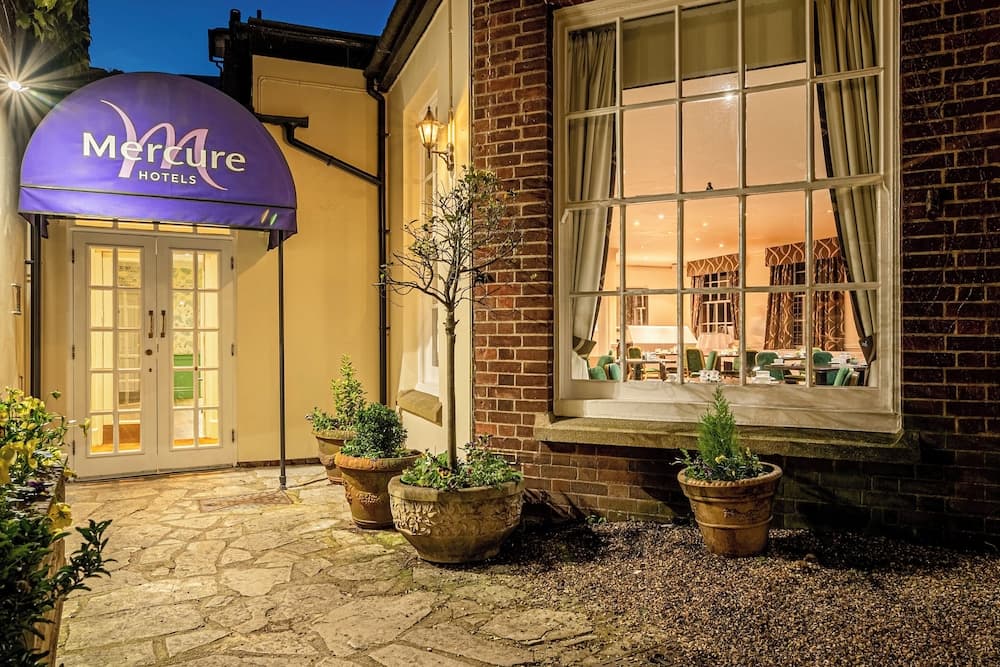 hotel image