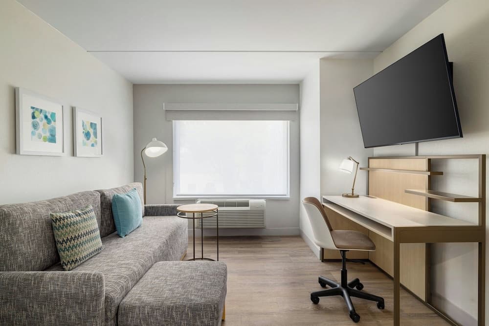 TownePlace Suites by Marriott Charlotte LoSo Airport