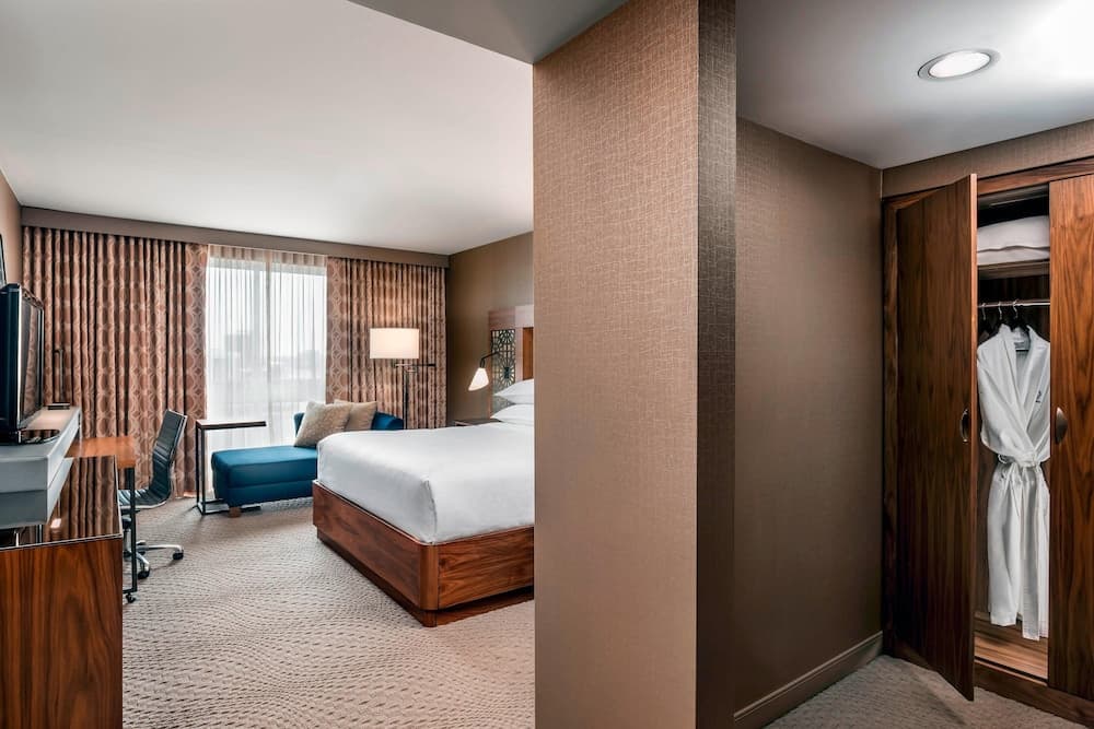 Sheraton Toronto Airport Hotel & Conference Centre