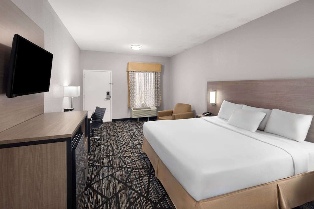 Baymont by Wyndham Mobile/Tillmans Corner