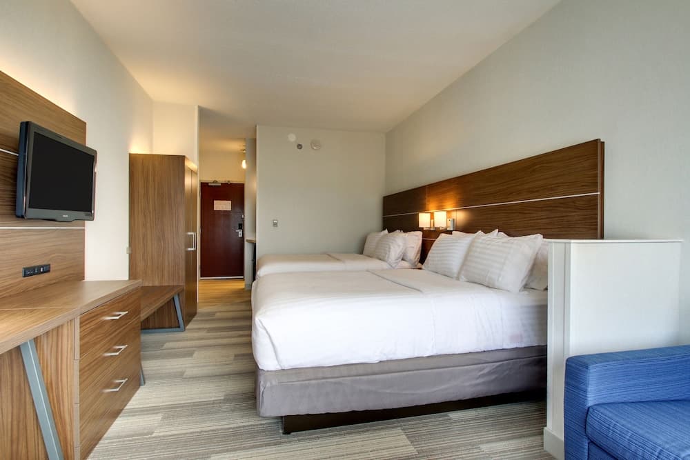 Holiday Inn Express & Suites Aurora - Naperville by IHG