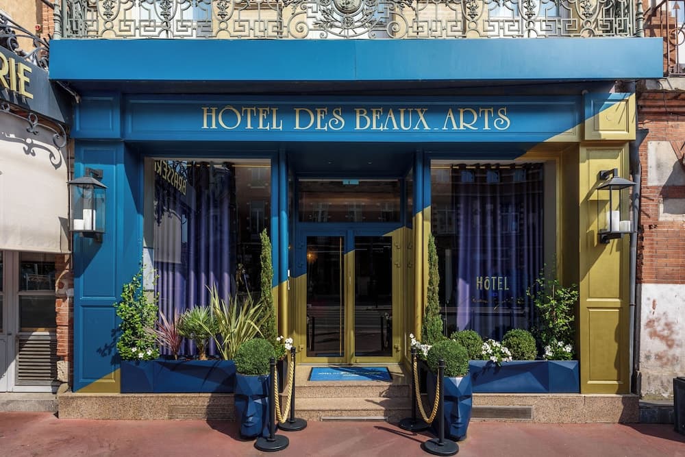 hotel image