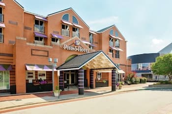 Pier 5 Hotel Baltimore, Curio Collection by Hilton