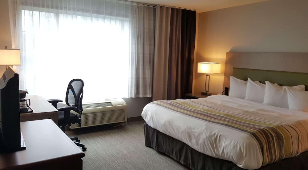 Country Inn & Suites by Radisson, Elk River, MN