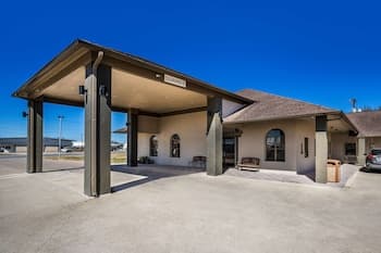 SureStay Hotel by Best Western Alice