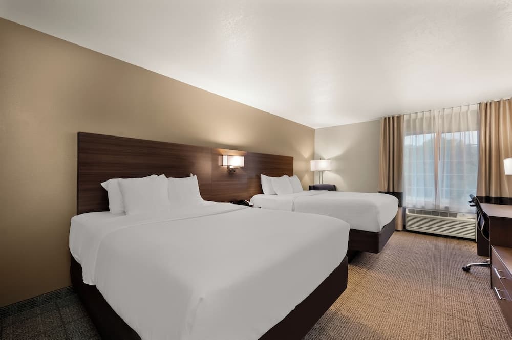 Comfort Inn & Suites Fenton