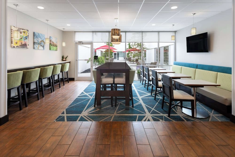 Hampton Inn & Suites Hershey