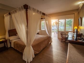 Plantation Bay Resort and Spa