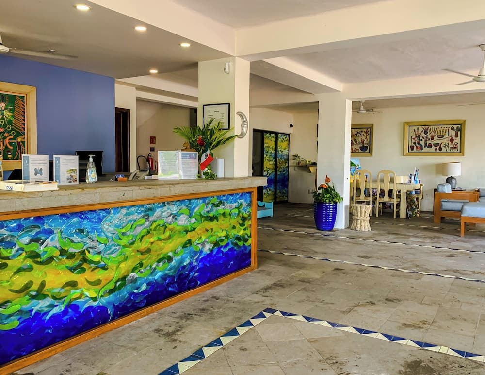 Puerto de Luna Pet Friendly & Family Suites Hotel