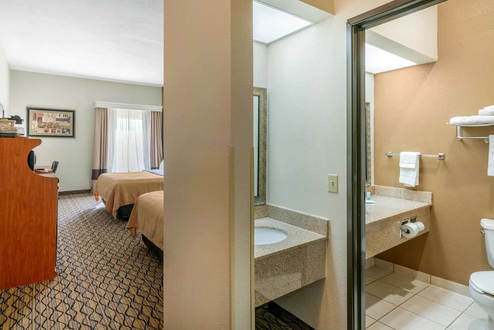 Quality Inn & Suites Jefferson City