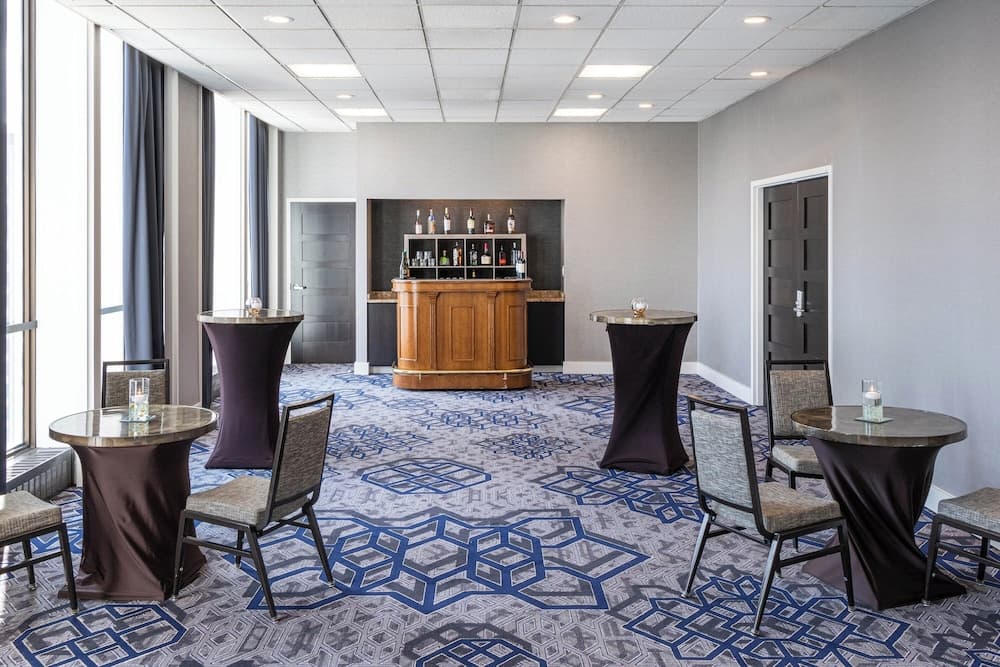 Sheraton Indianapolis City Centre Hotel