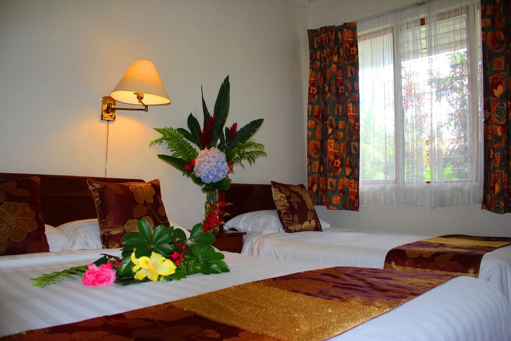 Soluxe El Sesteo Hotel