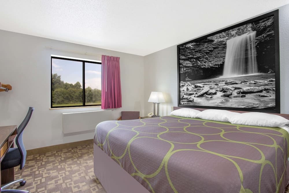 Super 8 by Wyndham Appomattox VA