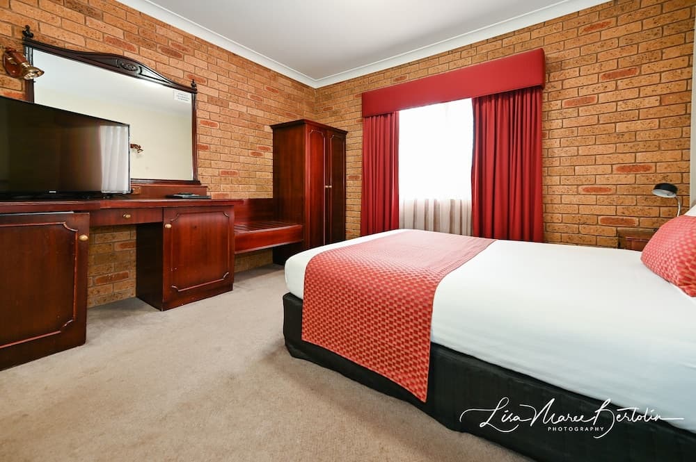 Narrandera Club Motor Inn