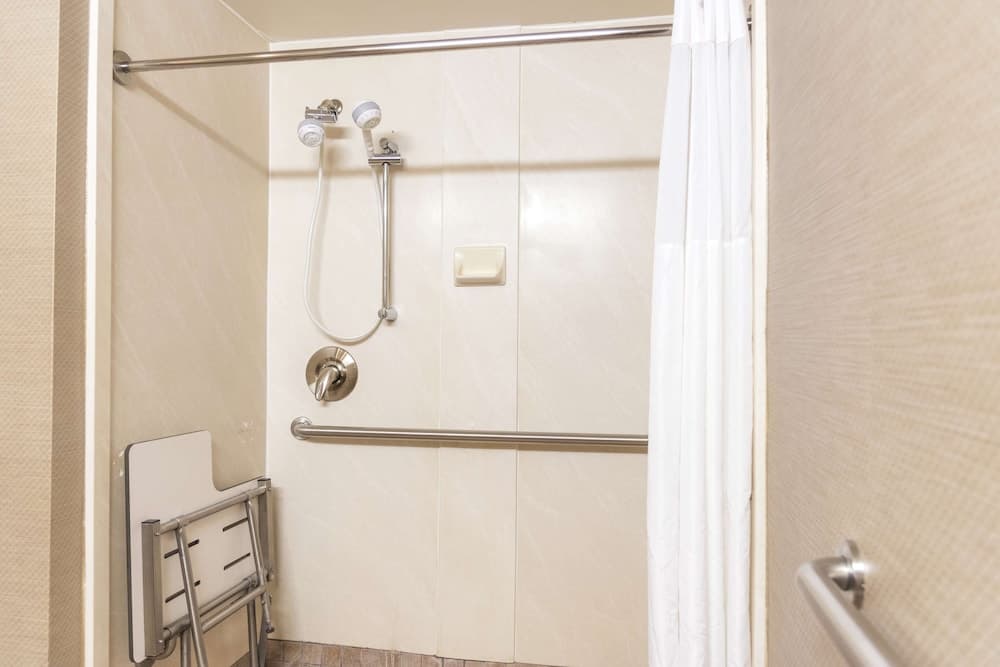 Hampton Inn Muskegon