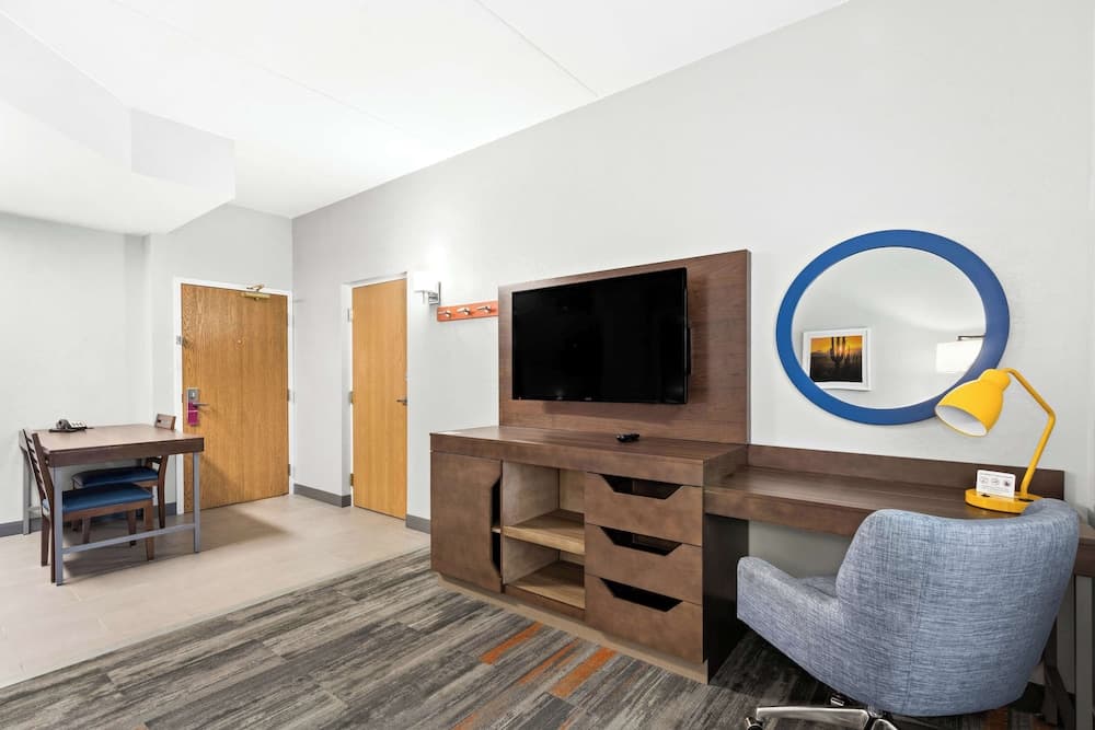 Hampton Inn & Suites Phoenix-Goodyear