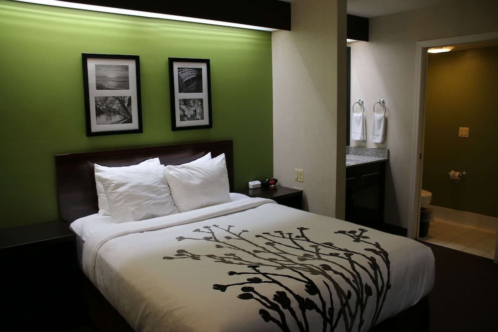 Sleep Inn near Great Lakes Naval Base