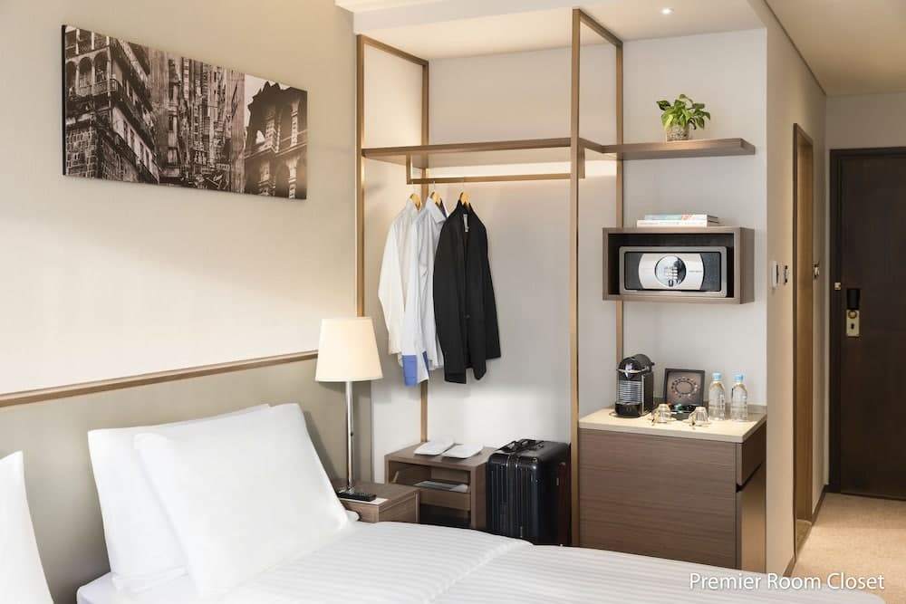 Island Pacific Hotel