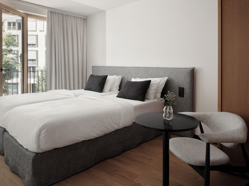 Bob W Munich Old Town