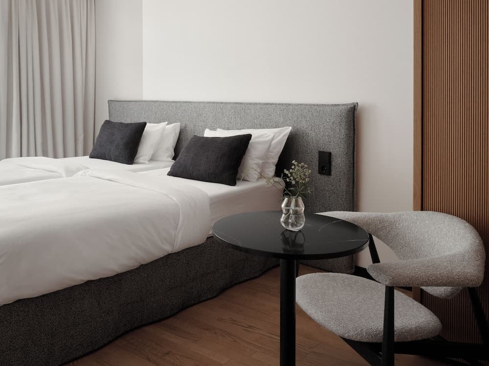 Bob W Munich Old Town