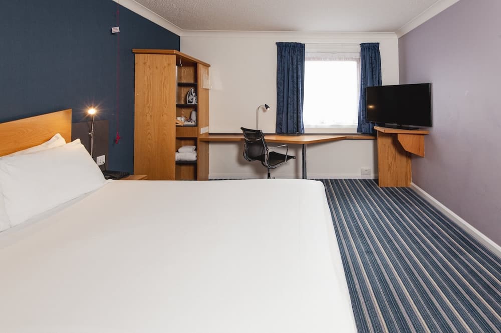 Holiday Inn Express Birmingham Airport NEC by IHG
