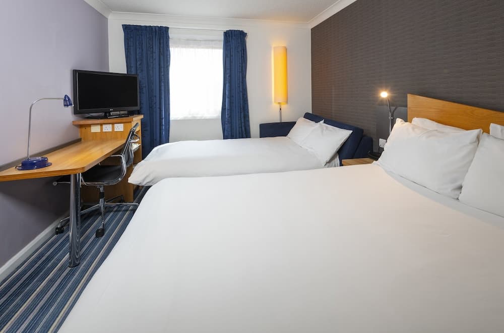 Holiday Inn Express Birmingham Airport NEC by IHG