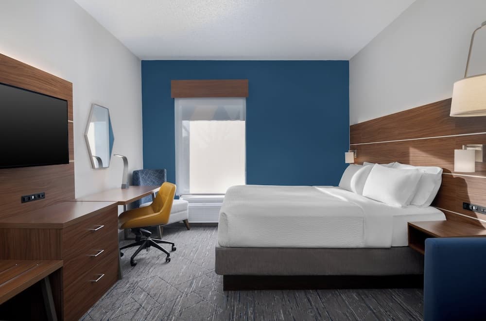 Holiday Inn Express Hotel & Suites Bentonville by IHG