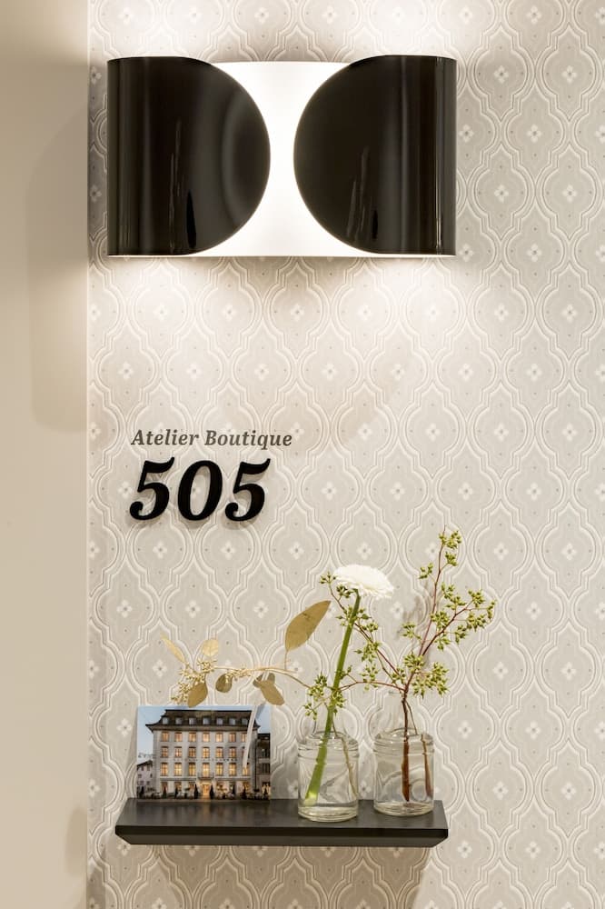 La Couronne Atelier Dependance