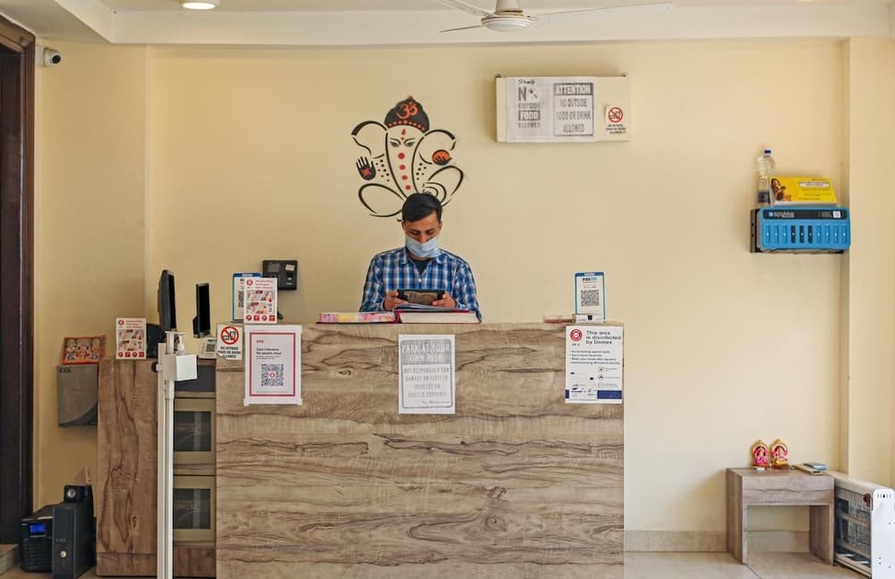 Hotel Rajputana Palace