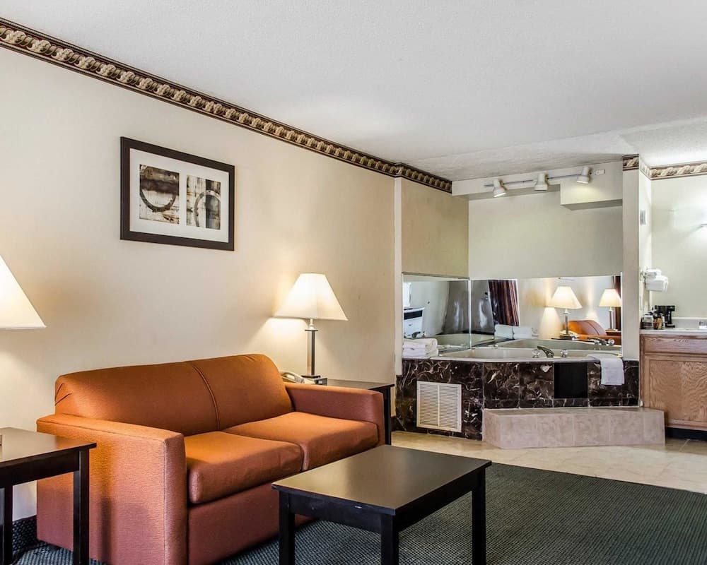 Quality Inn & Suites York East