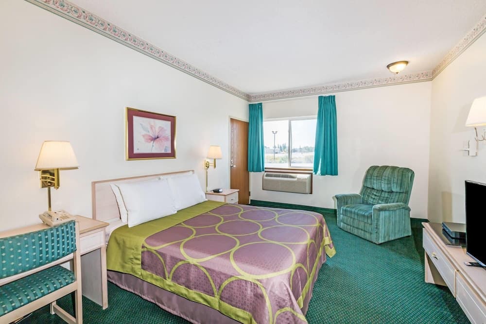 Super 8 by Wyndham Willcox