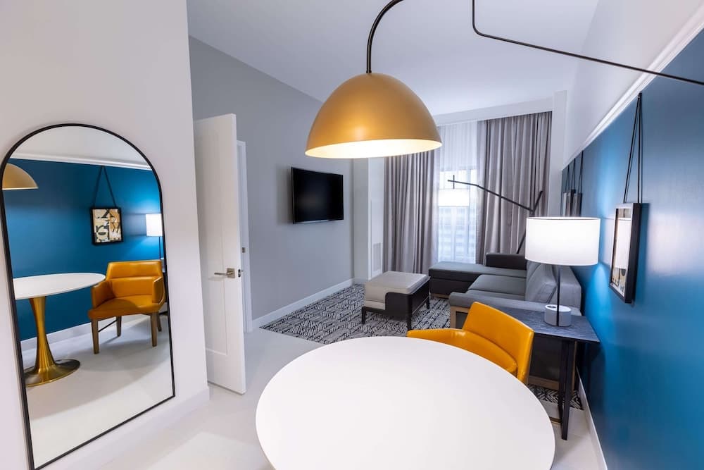 The Chifley Houston, Tapestry Collection by Hilton