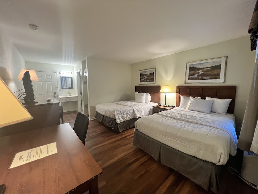 Inn at Cemetery Hill