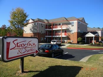 Stay Inn & Suites