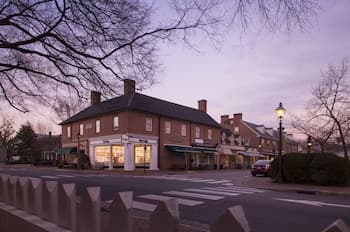 The Fife And Drum Inn