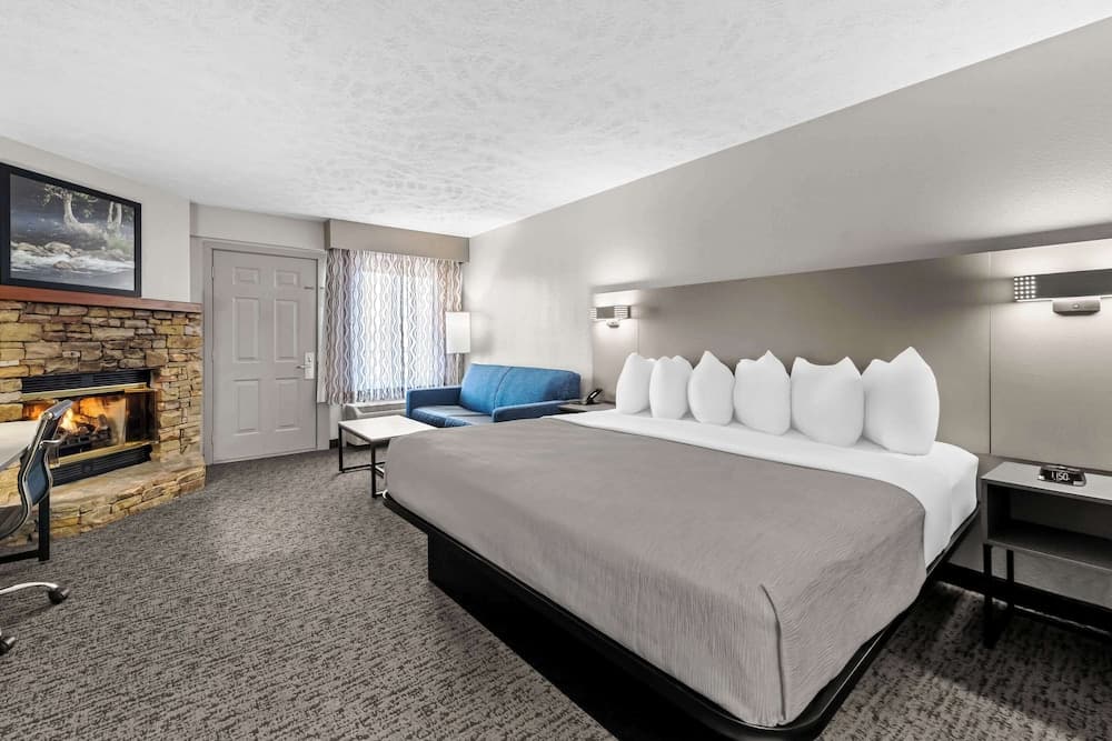 Quality Inn And Suites Dollywood