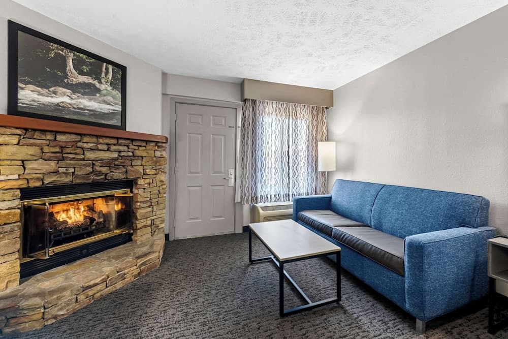 Quality Inn And Suites Dollywood