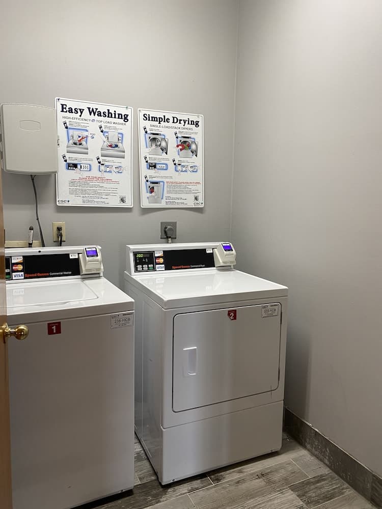 AmericInn by Wyndham Mauston