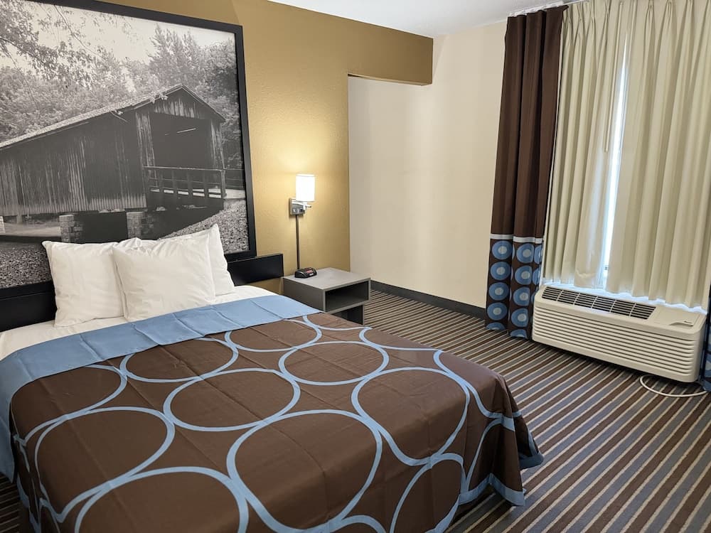 Super 8 by Wyndham Columbia Clark Lane