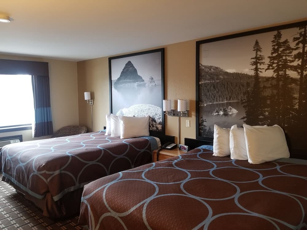 Super 8 by Wyndham Carson City/Lake Tahoe