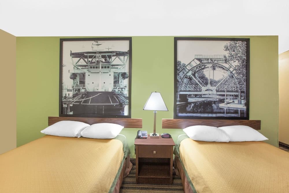 Super 8 by Wyndham Natchitoches