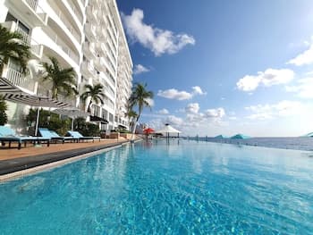 Coral Princess Hotel & Dive Resort