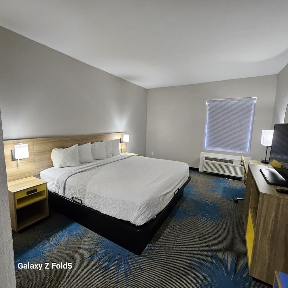 Days Inn by Wyndham Jefferson City