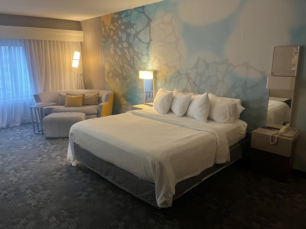 Courtyard by Marriott Erie