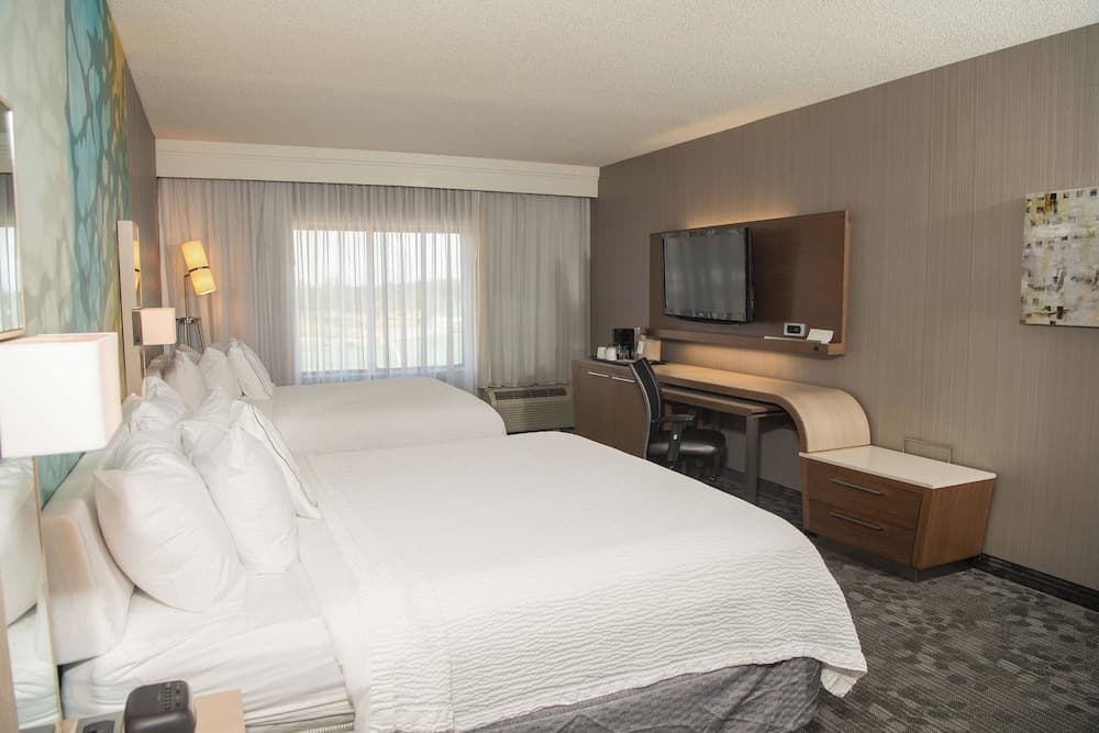 Courtyard by Marriott Erie