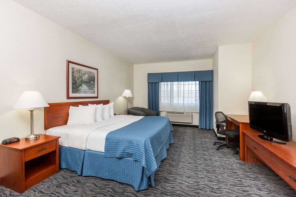 Baymont by Wyndham Des Moines Airport