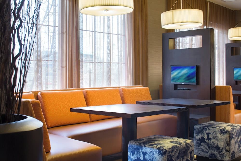 Courtyard by Marriott Providence Downtown