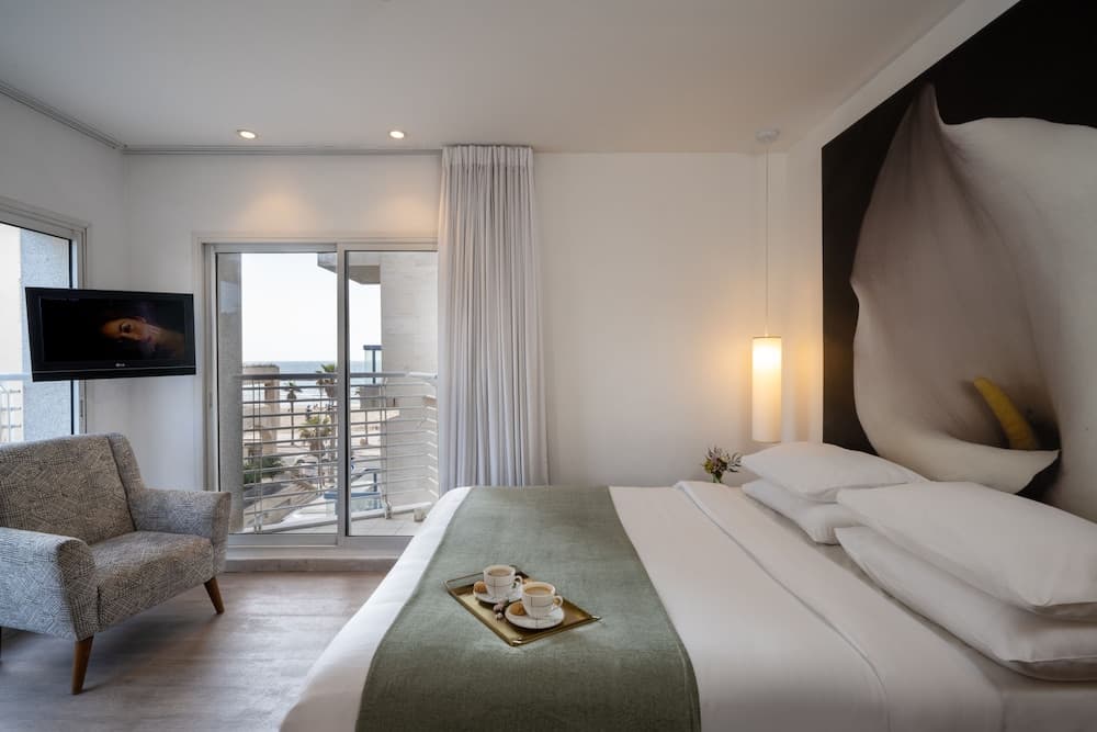 The Savoy Tel-Aviv, Sea Side