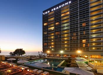 Seasons Hotel - Resort on The Beach
